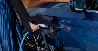 Elektroauto Laden und Reichweite